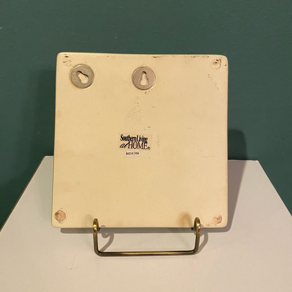 Southern Living at Home Provence Trivet Design Hand Painted - Picture 4 of 7